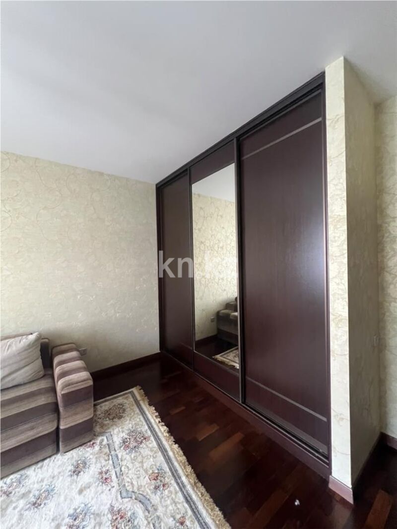 Продажа 3-комнатной квартиры, 137.8 м² - Продажа трехкомнатных квартир в блочном доме в Казахстане - страница 21 фото 3 из 19