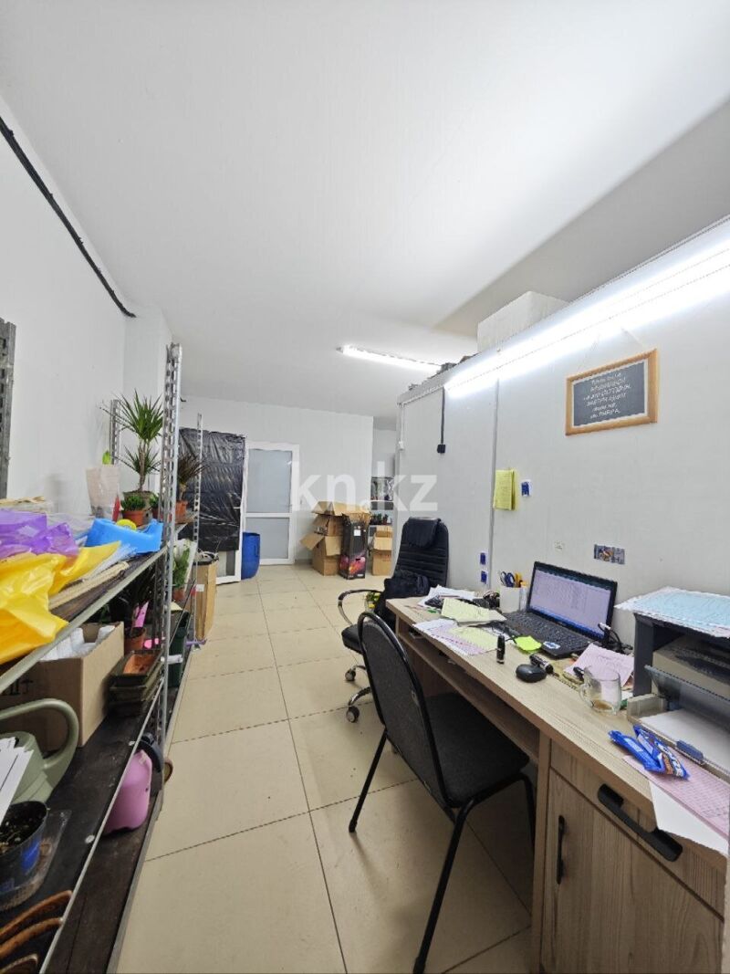 Продажа помещения, 137 м² - Продажа офисных и торговых помещений в Караганде на Юго-Востоке фото 10 из 14