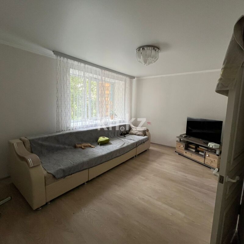 Продажа 3-комнатной квартиры, 63 м² - Продажа квартир на Юго-Востоке Караганды - страница 49 фото 1 из 8
