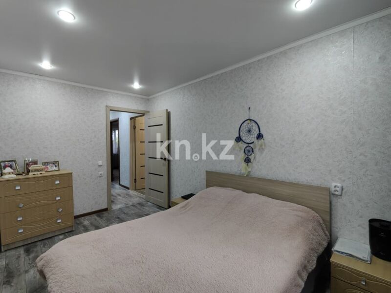 Продажа 3-комнатной квартиры, 61 м² - Продажа трехкомнатных квартир в Михайловке Караганды - страница 2 фото 8 из 32