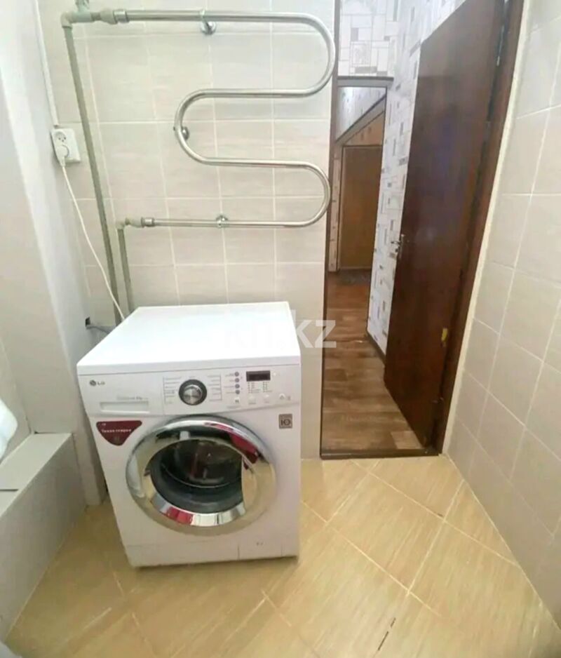 Продажа 3-комнатной квартиры, 70 м² - Продажа квартир в Аль-Фарабийском р-не Шымкента фото 15 из 24