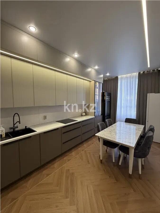 Продажа 4-комнатной квартиры, 120 м² - Продажа четырехкомнатных квартир в кирпичном доме в Астане - страница 2 фото 5 из 8