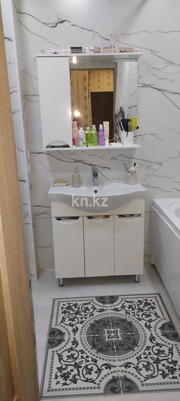 Продажа 2-комнатной квартиры, 60 м² - Продажа двухкомнатных квартир в кирпичном доме в Казахстане - страница 2 фото 15 из 19