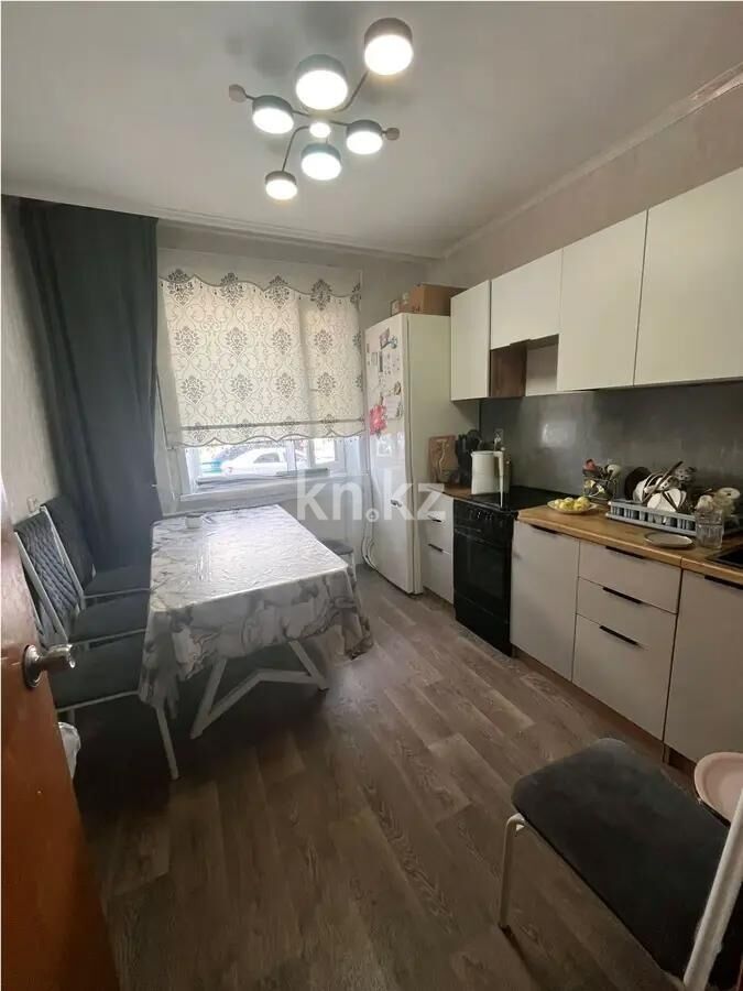 Продажа 3-комнатной квартиры, 64 м² - Продажа трехкомнатных квартир в Майкудуке Караганды - страница 3 фото 3 из 6