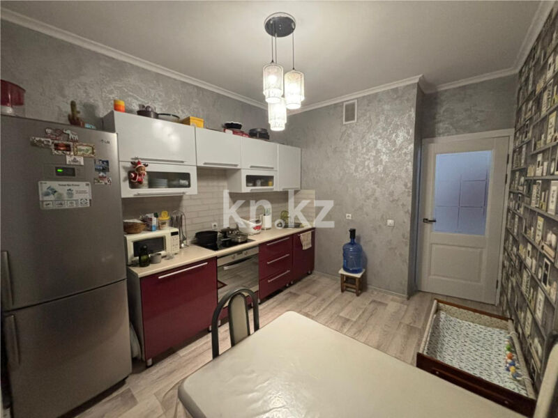 Продажа 2-комнатной квартиры, 59 м² - Продажа квартир в блочном доме в Караганде - страница 2 фото 6 из 9