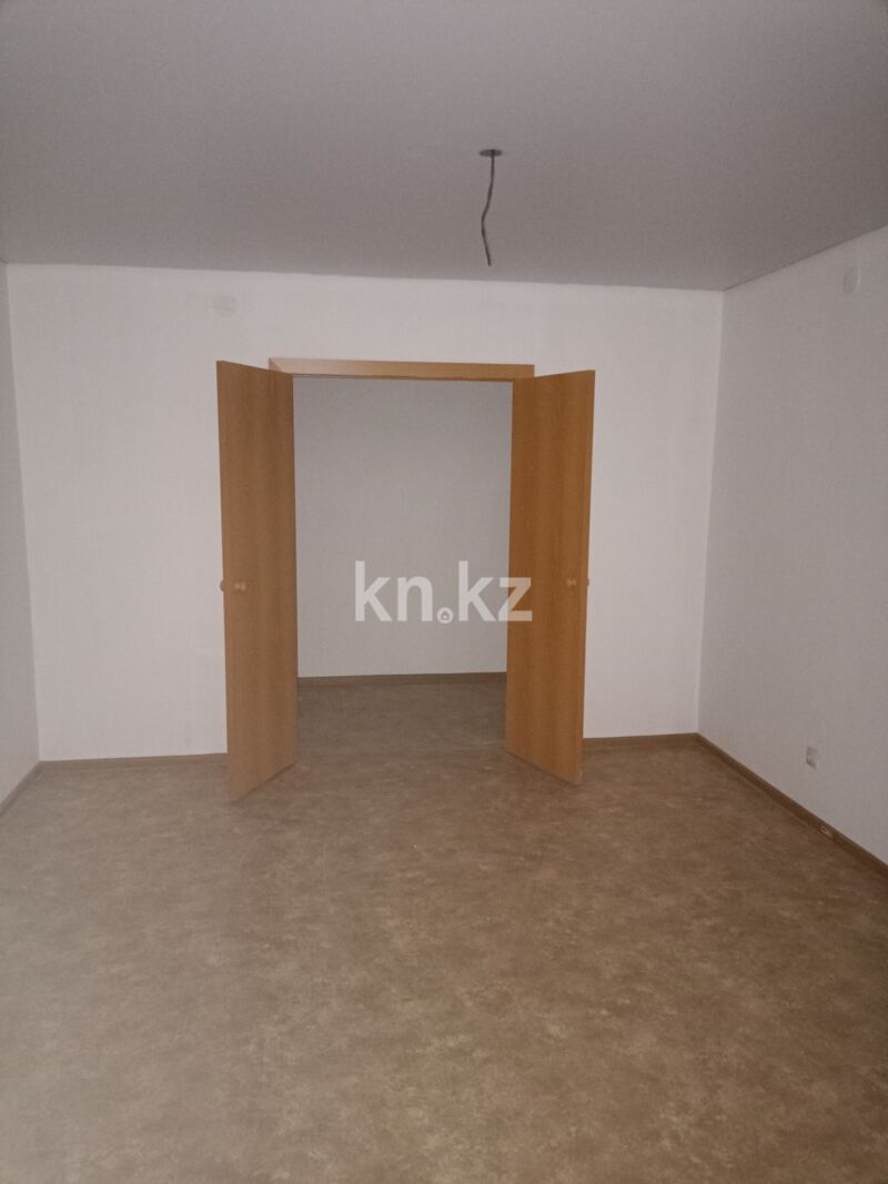 Продажа 3-комнатной квартиры, 76 м² - Недвижимость в Петропавловске фото 2 из 11