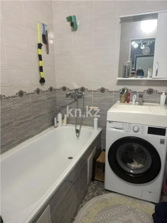 Продажа 2-комнатной квартиры, 65 м² - Продажа двухкомнатных квартир от собственников в Казахстане - страница 24 фото 3 из 4