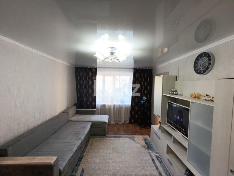 Продажа 4-комнатной квартиры, 60 м² - Продажа четырехкомнатных квартир в кирпичном доме в Караганде - страница 4 фото 1 из 9