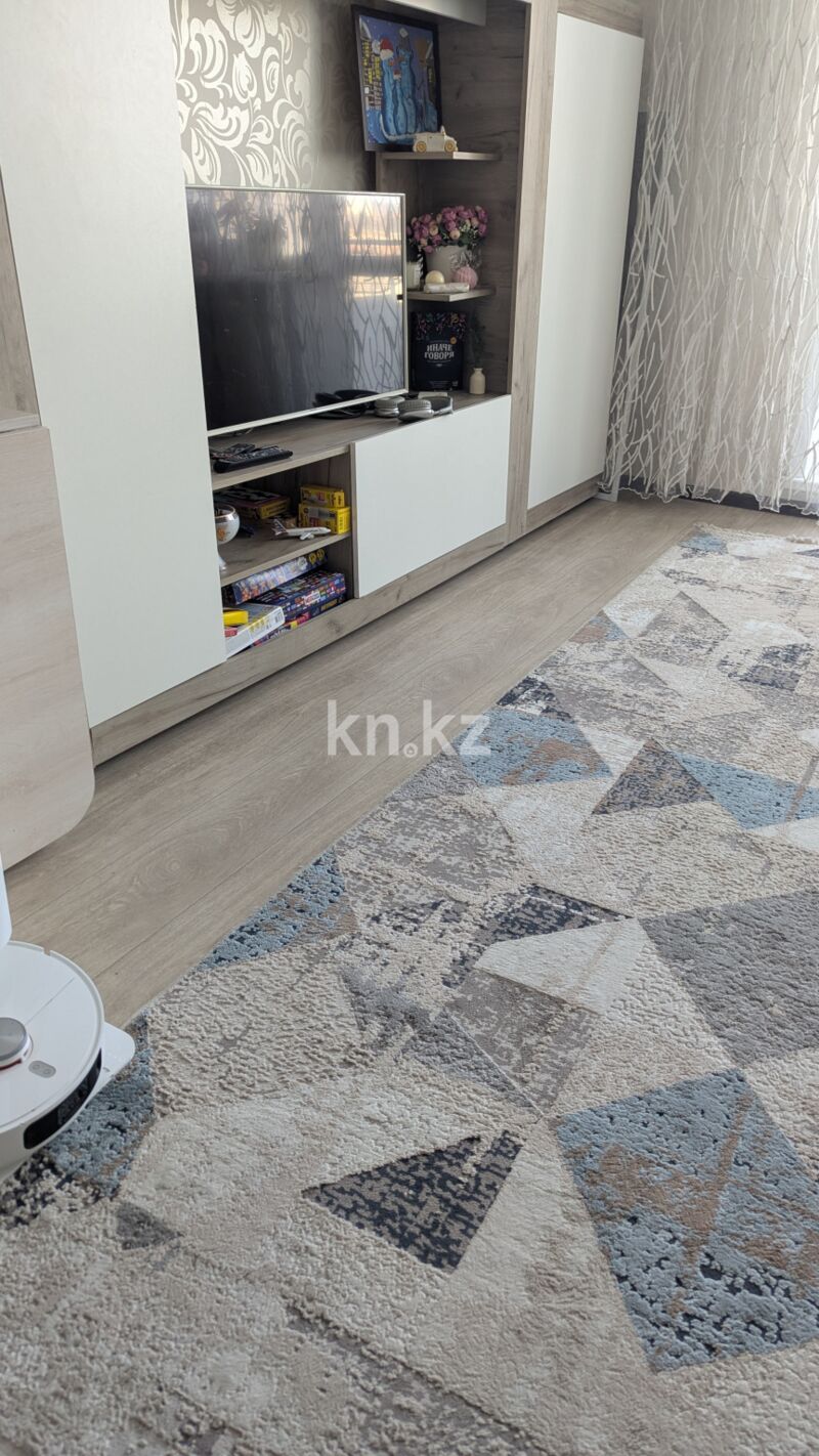 Продажа 4-комнатной квартиры, 77 м² - Продажа четырехкомнатных квартир на Юго-Востоке Караганды фото 2 из 9