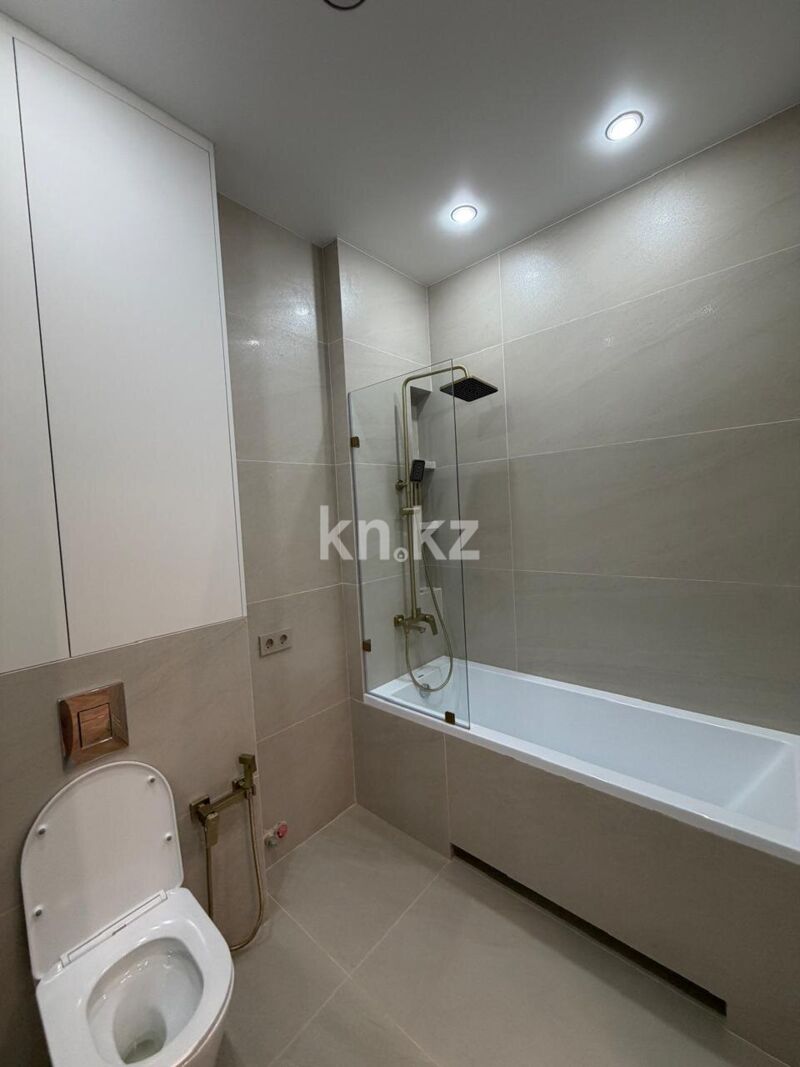 Продажа 3-комнатной квартиры, 89.8 м² - Продажа квартир в кирпичном доме в Астане - страница 94 фото 17 из 26