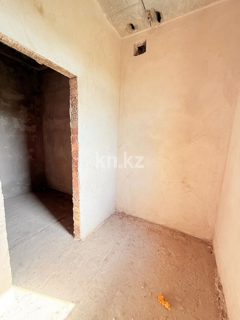 Продажа 5-комнатного дома, 324 м² - Продажа пятикомнатных и более домов, коттеджей в Астане фото 11 из 13