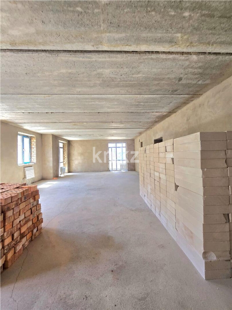 Продажа 4-комнатной квартиры, 76 м² - Продажа четырехкомнатных квартир в кирпичном доме в Караганде - страница 6 фото 4 из 13