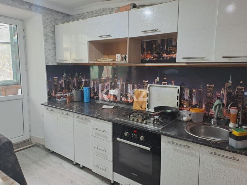 Продажа 3-комнатной квартиры, 54 м² - Продажа квартир в блочном доме в Темиртау - страница 2 фото 1 из 21
