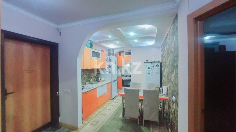 Продажа 3-комнатной квартиры, 63 м² - Продажа квартир в монолитно-каркасном доме в Караганде - страница 2 фото 2 из 12