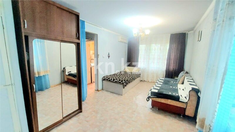 Продажа 1-комнатной квартиры, 33 м² - Продажа однокомнатных квартир в панельном доме в Темиртау - страница 2 фото 3 из 12
