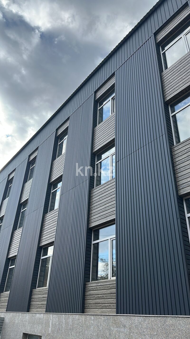 Аренда здания, 1200 м² - Аренда зданий в Караганде с фото фото 2 из 3