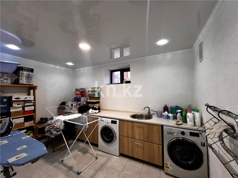Продажа 7-комнатного дома, 320 м² - Продажа домов, коттеджей на Юго-Востоке Караганды - страница 2 фото 28 из 36