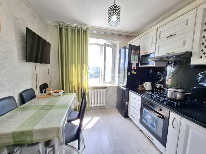 Продажа 3-комнатной квартиры, 64 м² - Продажа трехкомнатных квартир в Майкудуке Караганды - страница 8 фото 18 из 29