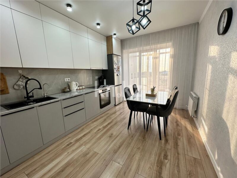 Продажа 3-комнатной квартиры, 81 м² - Продажа трехкомнатных квартир на Юго-Востоке Караганды - страница 23 фото 3 из 15