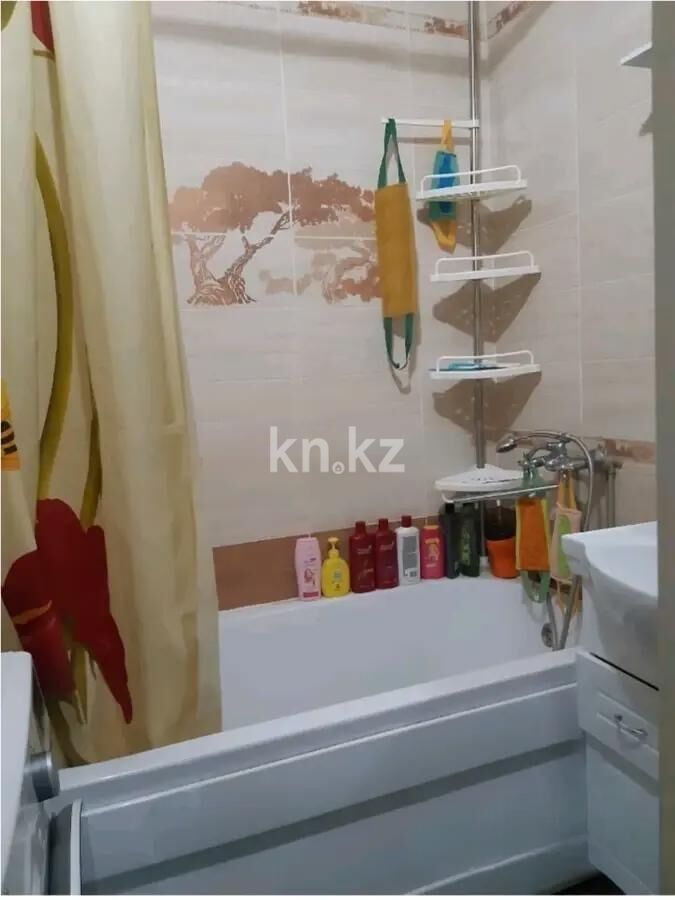 Продажа 2-комнатной квартиры, 62 м² - Продажа двухкомнатных квартир в панельном доме в Алматы - страница 3 фото 4 из 5