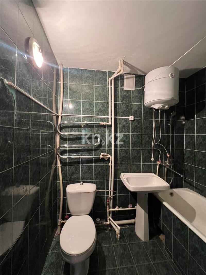 Продажа 3-комнатной квартиры, 57 м² - Продажа квартир в Михайловке Караганды - страница 3 фото 9 из 12