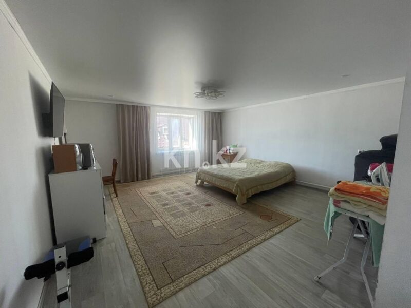 Продажа 5-комнатного дома, 181 м² - Продажа домов, коттеджей в Караганде - страница 4 фото 9 из 19