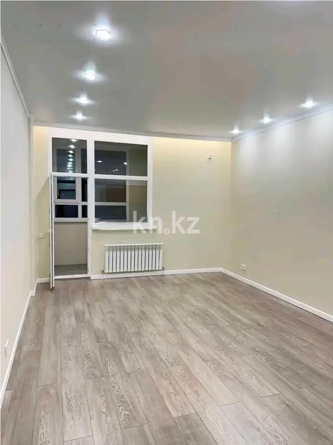 Продажа 1-комнатной квартиры, 35 м² - Продажа однокомнатных квартир в р-не Сарайшык Астаны - страница 9 фото 1 из 2