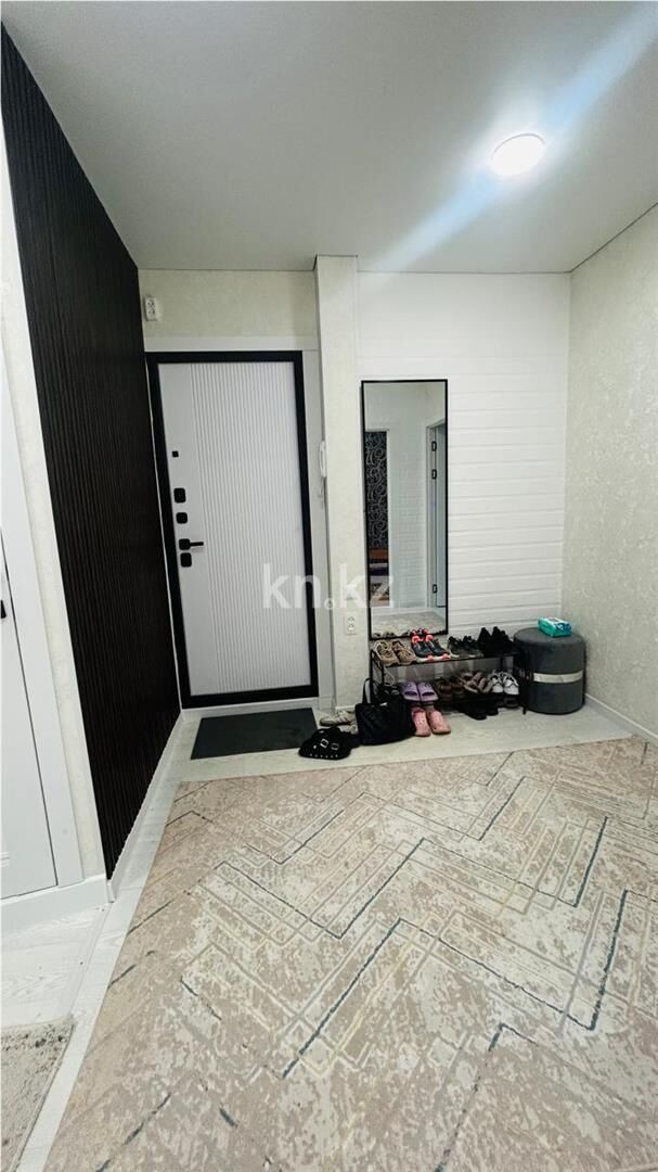 Продажа 3-комнатной квартиры, 62 м² - Продажа трехкомнатных квартир в панельном доме в Караганде - страница 11 фото 15 из 19