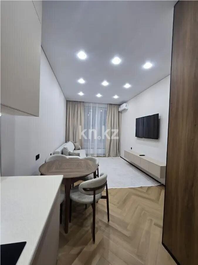 Продажа 2-комнатной квартиры, 43 м² - Продажа квартир в монолитно-каркасном доме в Казахстане - страница 13 фото 1 из 2