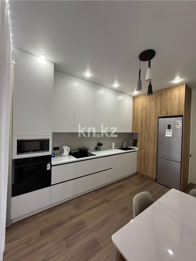 Продажа 3-комнатной квартиры, 84 м² - Продажа квартир в кирпичном доме в Караганде фото 1 из 13