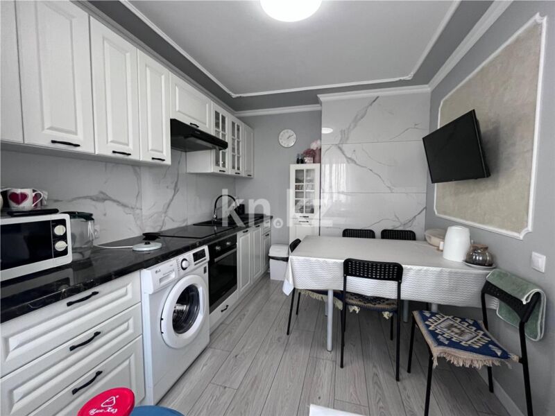 Продажа 4-комнатной квартиры, 69 м² - Продажа четырехкомнатных квартир в кирпичном доме в Караганде - страница 6 фото 4 из 15