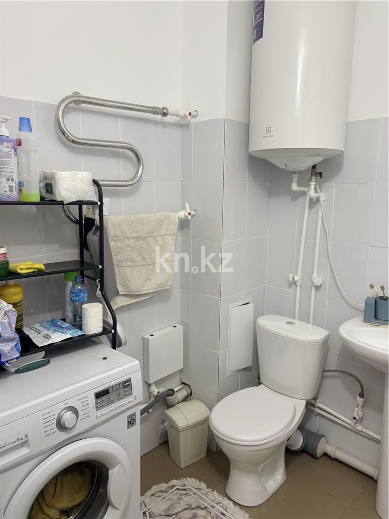 Продажа 2-комнатной квартиры, 70 м² - Продажа квартир в монолитно-каркасном доме в Караганде - страница 2 фото 15 из 25