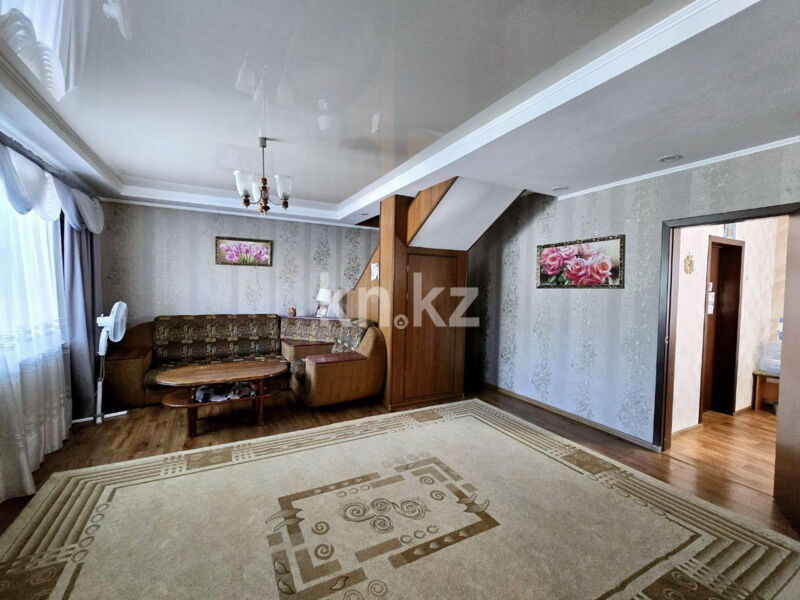 Продажа 4-комнатного дома, 180 м² - Продажа земельных участков в Темиртау фото 2 из 22