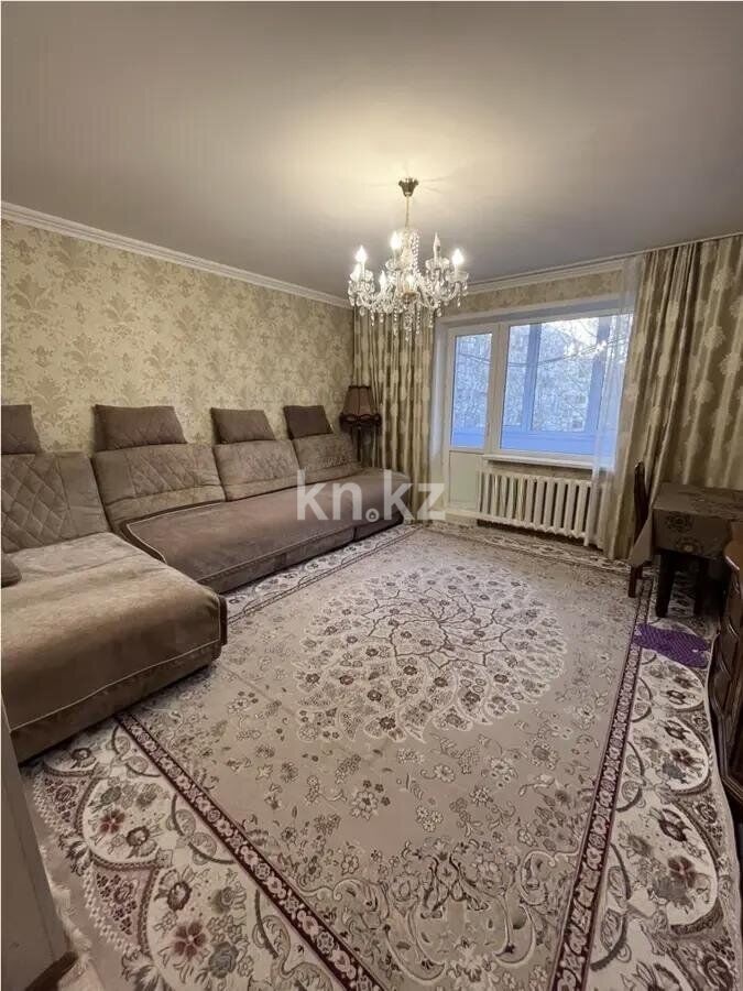 Продажа 3-комнатной квартиры, 63 м² - Продажа трехкомнатных квартир в панельном доме в Караганде - страница 3 фото 1 из 7