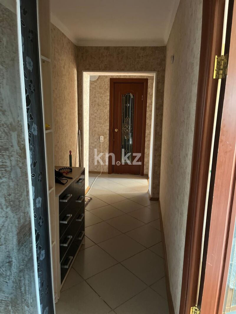 Продажа 3-комнатной квартиры, 64 м² - Продажа трехкомнатных квартир на Юго-Востоке Караганды - страница 20 фото 9 из 21