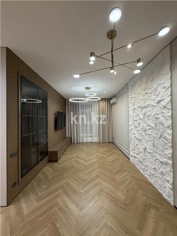 Продажа 3-комнатной квартиры, 77 м² - Продажа трехкомнатных квартир в кирпичном доме в Алматы фото 1 из 7