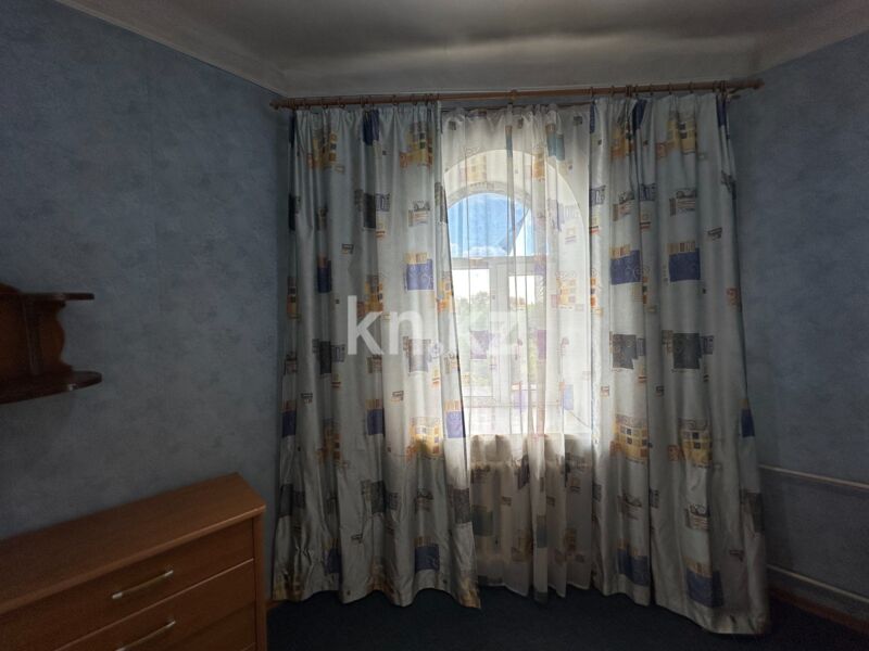 Продажа 4-комнатной квартиры, 73 м² - Продажа четырехкомнатных квартир в кирпичном доме в Караганде - страница 4 фото 23 из 35