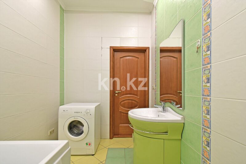 Продажа 4-комнатной квартиры, 241 м² - Продажа четырехкомнатных квартир в Медеуском р-не Алматы фото 14 из 40