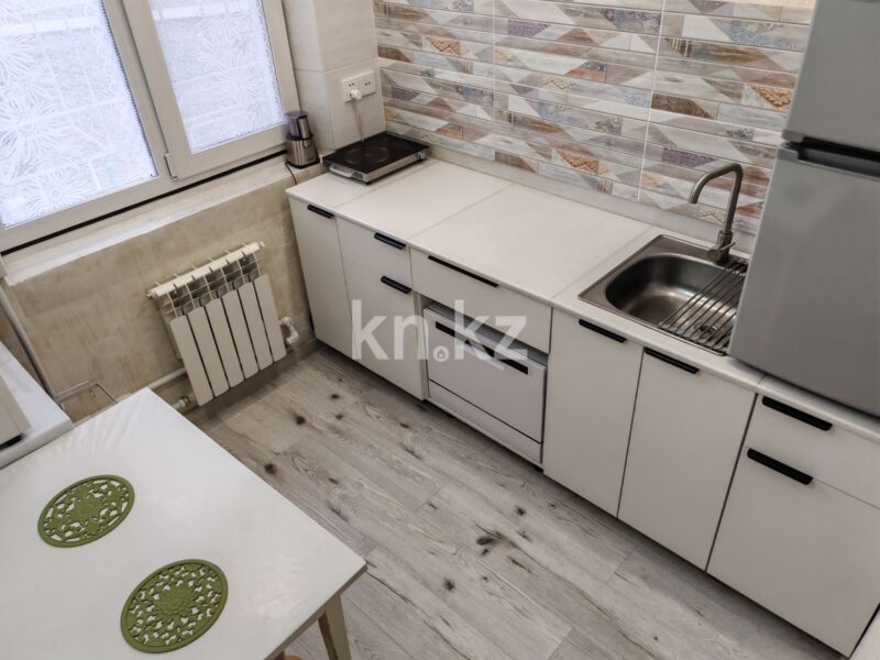 Продажа 1-комнатной квартиры, 32 м² - Продажа однокомнатных квартир в панельном доме в Караганде - страница 3 фото 11 из 15