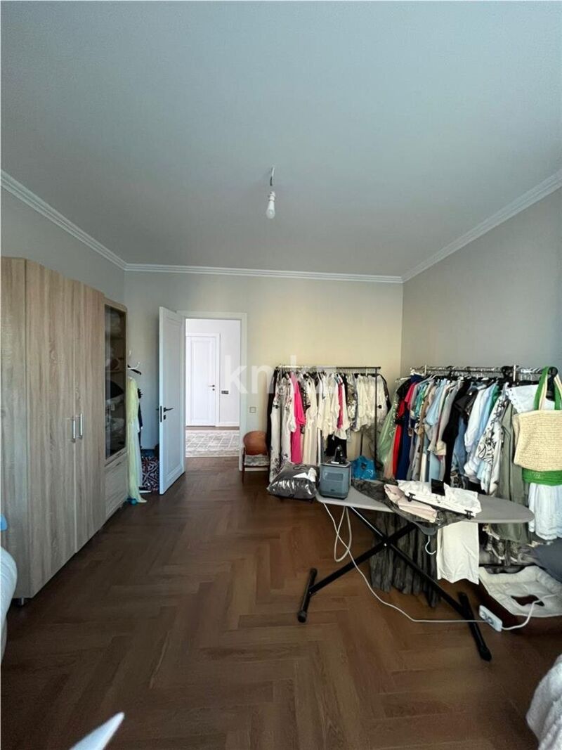 Продажа 4-комнатной квартиры, 160 м² - Продажа четырехкомнатных квартир в Казахстане - страница 2 фото 8 из 12
