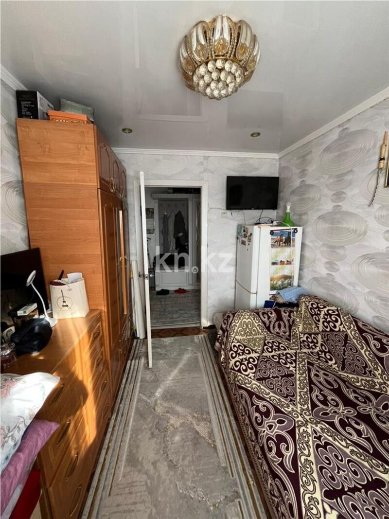 Продажа 4-комнатной квартиры, 61 м² - Продажа четырехкомнатных квартир в кирпичном доме в Караганде - страница 6 фото 7 из 10