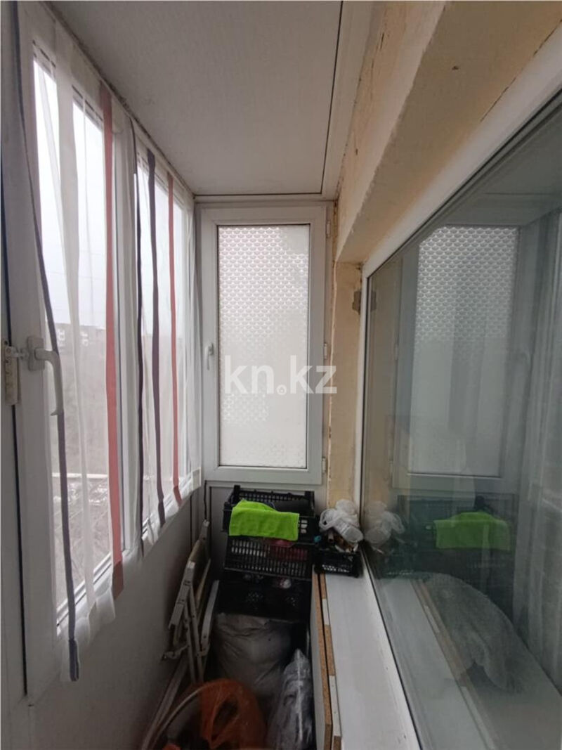 Продажа 4-комнатной квартиры, 61 м² - Продажа четырехкомнатных квартир в кирпичном доме в Караганде - страница 7 фото 9 из 10