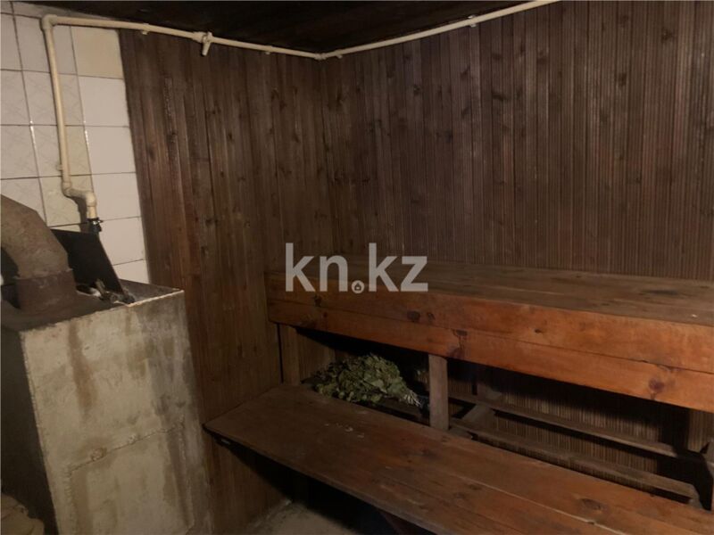 Продажа 5-комнатного дома, 80 м² - Продажа домов, коттеджей в Караганде - страница 6 фото 13 из 16