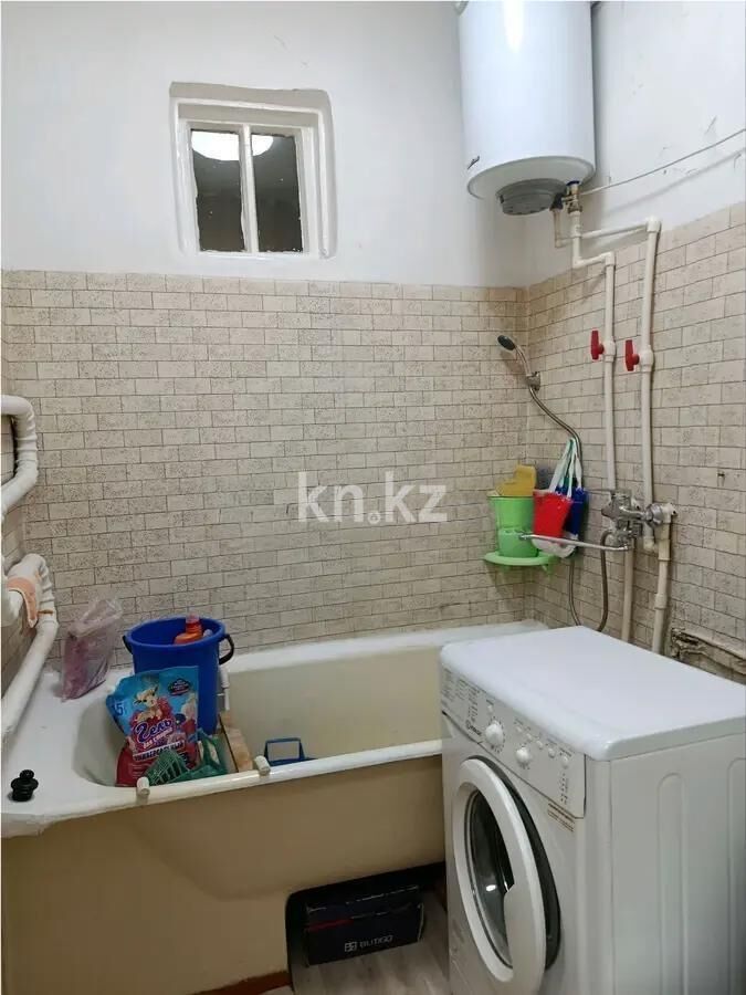 Продажа 1-комнатной квартиры, 32 м² - Продажа квартир в блочном доме в Караганде - страница 2 фото 3 из 3
