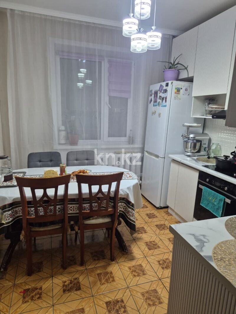 Продажа 3-комнатной квартиры, 62 м² - Продажа квартир в Майкудуке Караганды - страница 2 фото 5 из 21