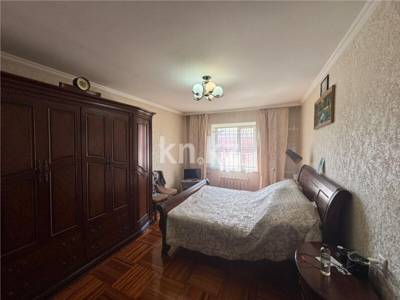 Продажа 7-комнатного дома, 264.7 м² - Продажа домов, коттеджей в Караганде - страница 4 фото 7 из 12