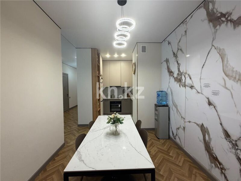 Продажа 4-комнатной квартиры, 100 м² - Продажа четырехкомнатных квартир в Караганде фото 1 из 24