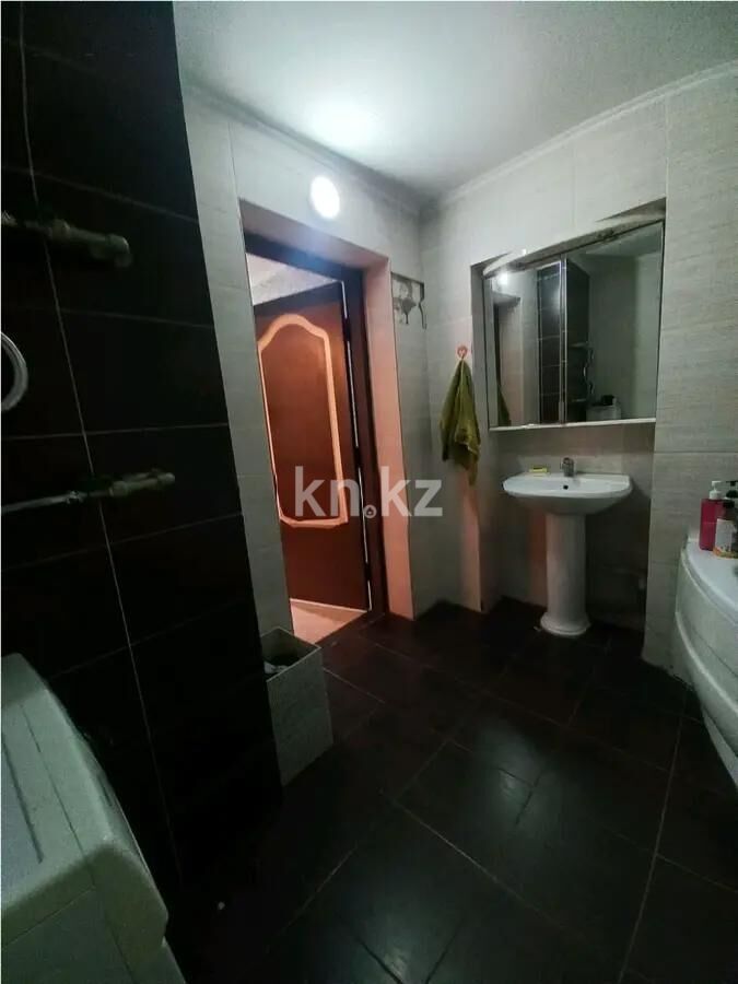 Продажа 4-комнатной квартиры, 80 м² - Продажа четырехкомнатных квартир в кирпичном доме в Казахстане - страница 9 фото 7 из 10