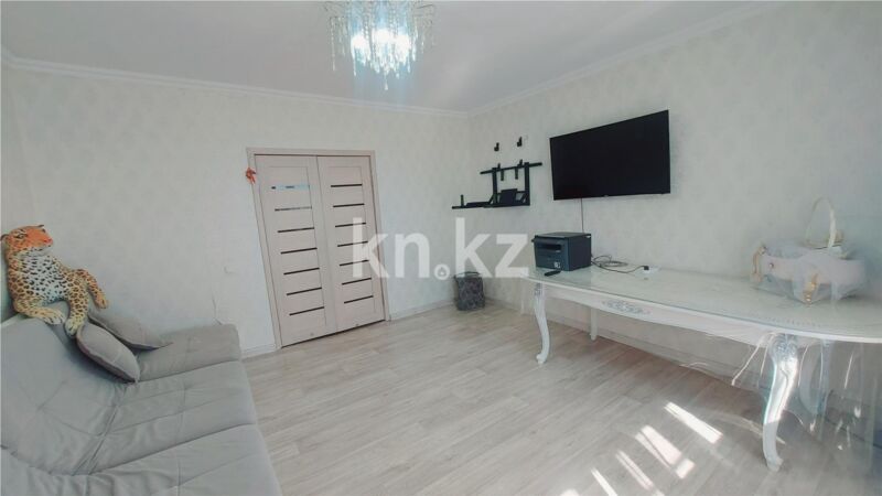 Продажа 3-комнатной квартиры, 65 м² - Продажа трехкомнатных квартир в Майкудуке Караганды - страница 7 фото 4 из 12