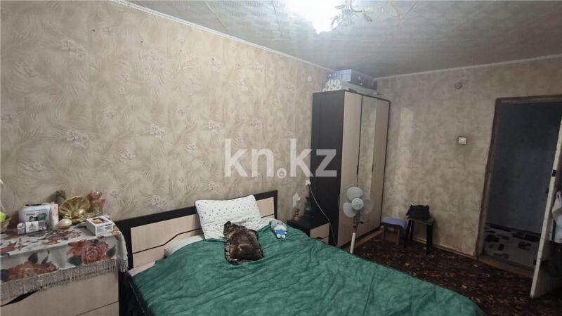 Продажа 4-комнатной квартиры, 74 м² - Продажа четырехкомнатных квартир в кирпичном доме в Караганде - страница 3 фото 5 из 16
